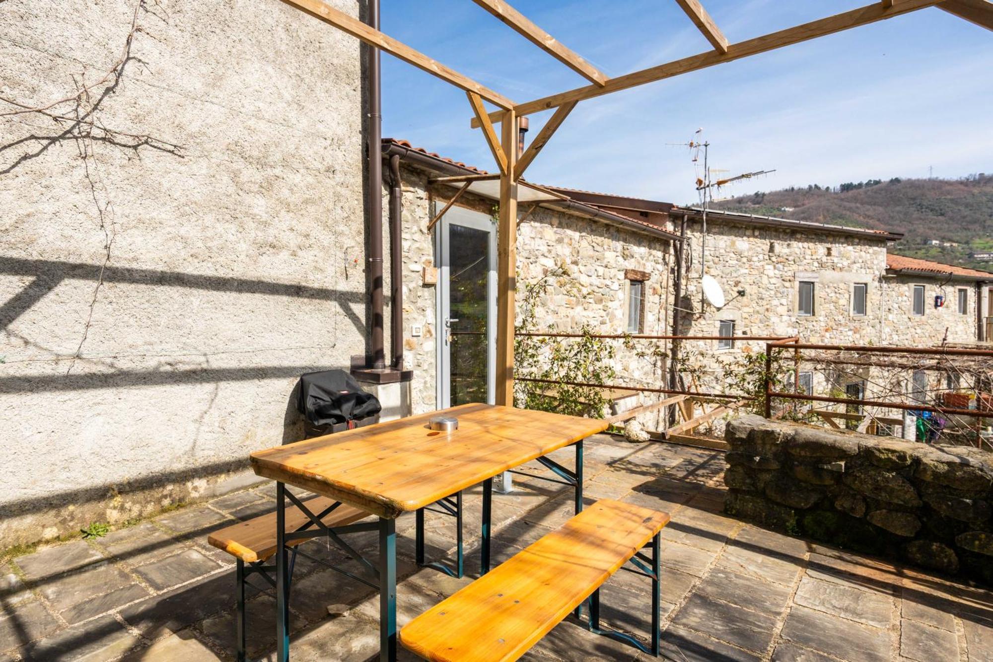 Le Case Nel Borgo Fivizzano Eksteriør bilde